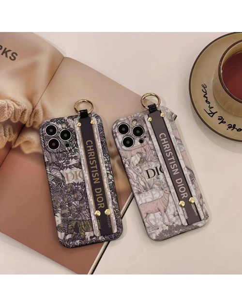 Dior リング付き iphone 14/14 pro/14 pro maxケース 芸能人愛用 ディオール ハンドバンド ブランド 便利 スタンド機能 モノグラム ストラップ おまけつき 女性向け アイフォン14/14プロ/14プロマックス/13/12/11カバー 保護 ファッション 紛失防止 メンズ レディース