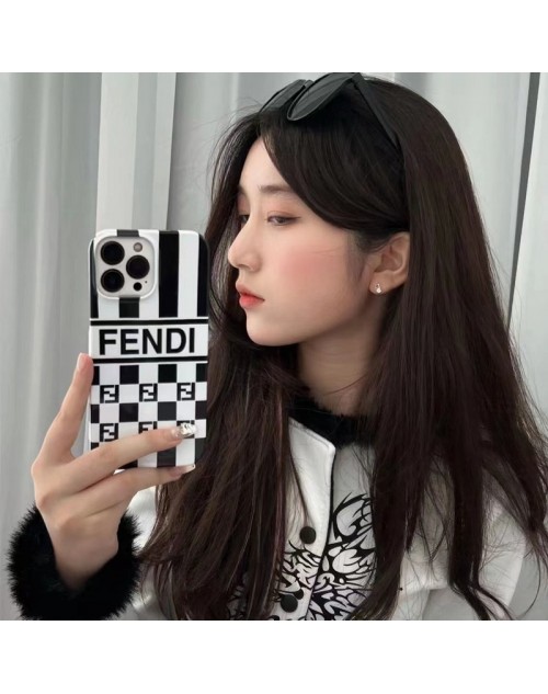 フェンディ/FENDI ブランドiphone 14 pro max/14 pro/14 plus/14ケース ペア揃い 定番柄 芸能人愛用 耐衝撃 アイフォン14 プロマックス/13/12/11/xs/x/xr/8/7カバー ファッション メンズ レディース 爆人気