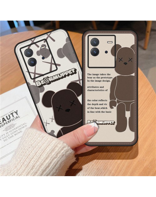 ブランドカウズ galaxyA53(SC-53C)スマホケース 熊 レザー アイフォン14プロ マックス/14プロ/14カバー Kaws 滑り止め ブランドKawsエクスペリア5 iv/1 iv/10 iv/aceiii 5Gカバーケース クルー