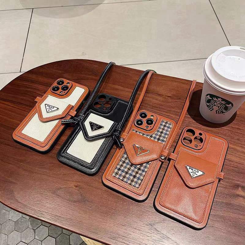 Prada ハイブランド プラダ iphone 14/14 pro/14 pro max/14 plusケース カード入れ レザーバッグ型 モノグラム  斜めがけ チェーン付き